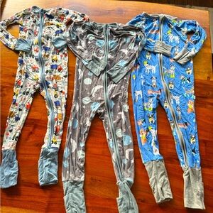 3 pairs of little Sleepies 2T